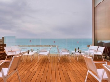 מלון קראון פלזה תל אביב על הים