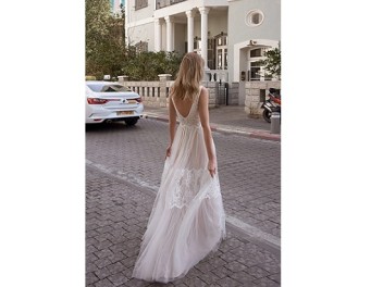 מיקה - שמלות כלה במחירים שפויים - רמת גן
