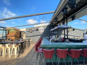 ROOFTOP EVENTS גג לאירועים ברובע - ראשון לציון
