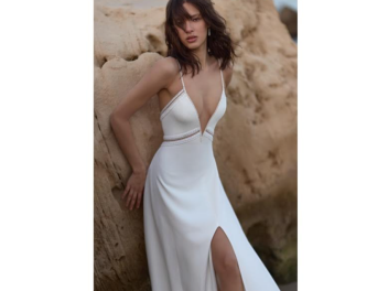 ענבר פריימן מעצבת שמלות כלה - מודיעין