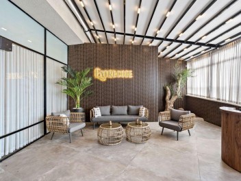 אנטריקוט   - הר החוצבים ירושלים