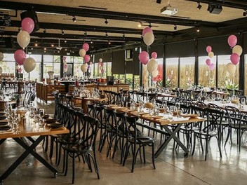 טזורו  Tesoro - תל אביב