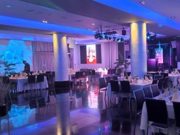 אלמוג אירועים חתונה מול הים  - חיפה